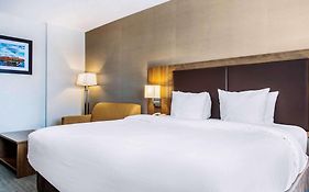 Quality Hotel Dorval Aeroport  Canada